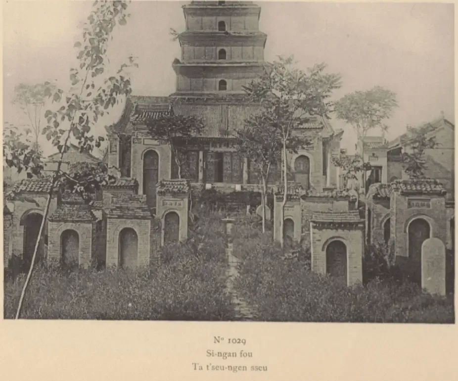 Temple Ci'en et Grande Pagode de l'Oie Sauvage en 1907