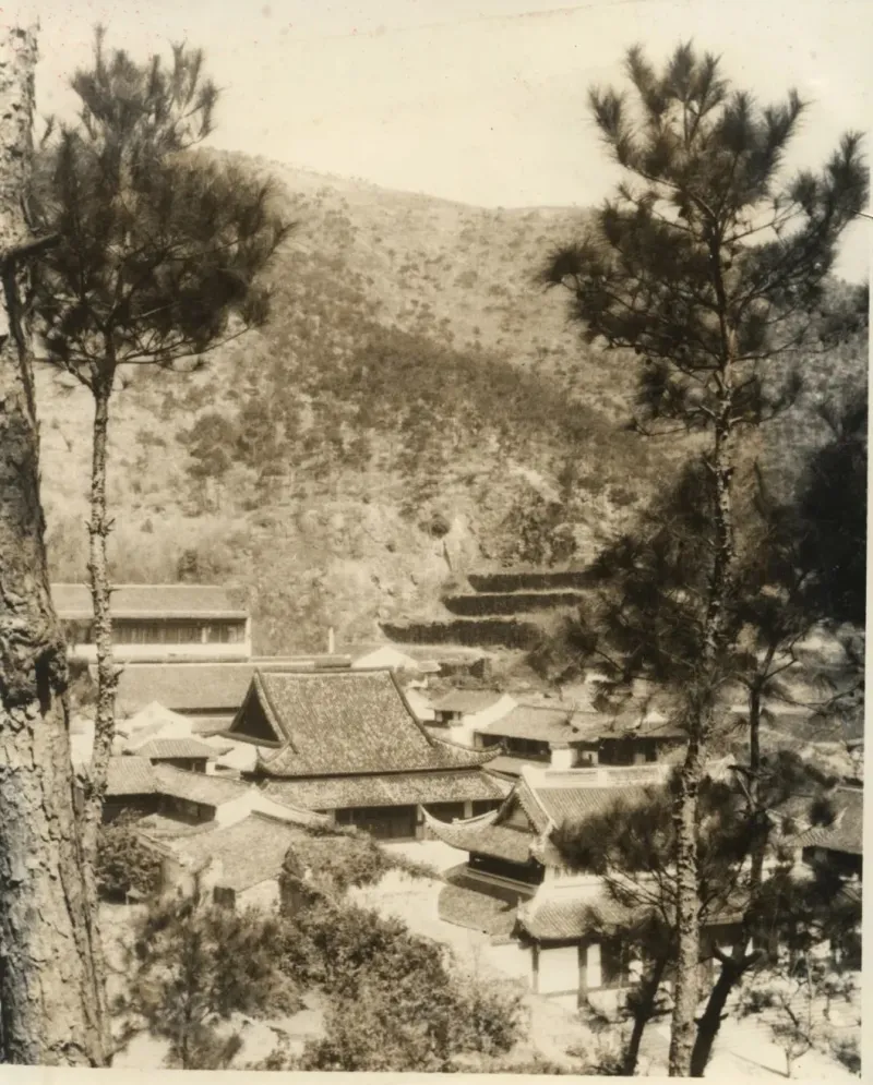 20世纪70年代保国寺建筑群全景