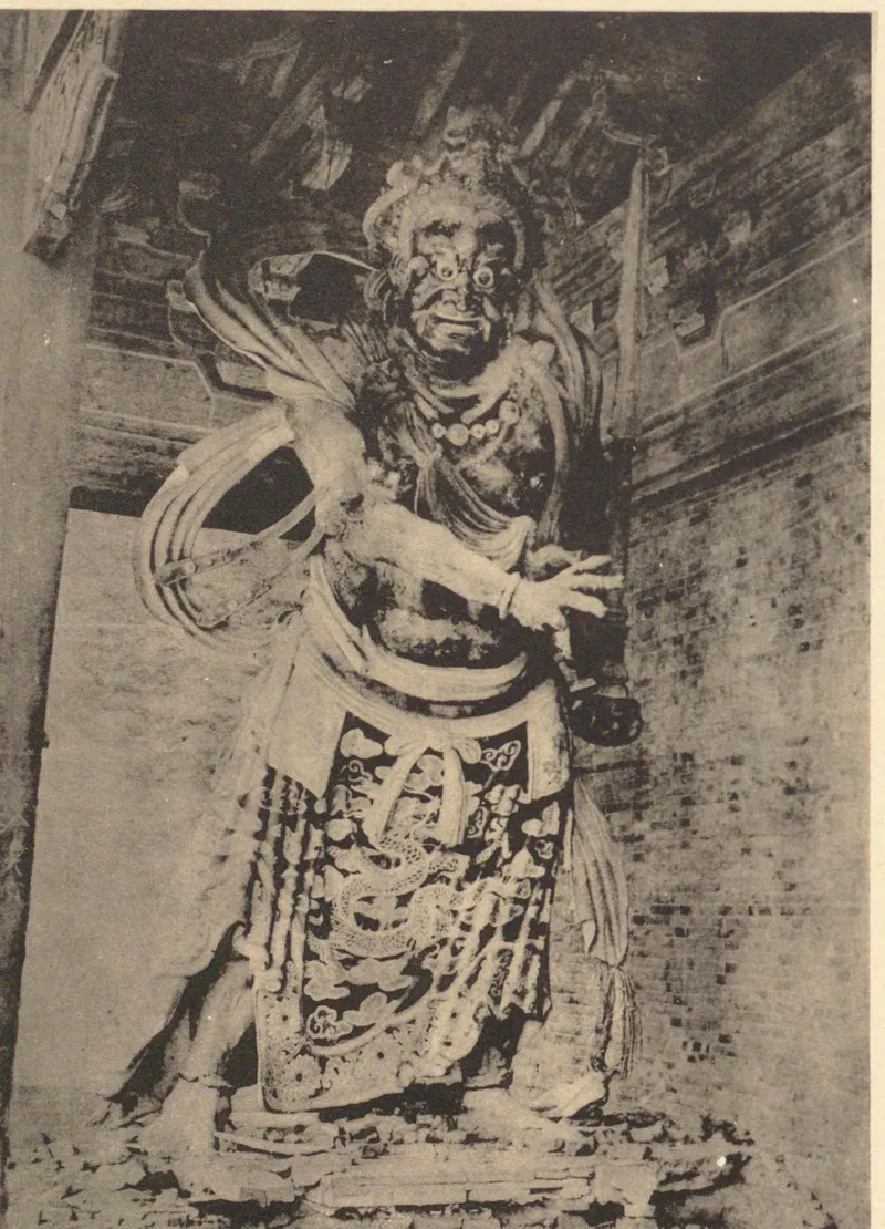常盘大定、关野贞《中国文化史迹》第十二辑:蓟县独乐寺山门金刚力士旧影之一