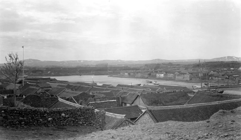 1906至1907年登州水城内屋顶与港池