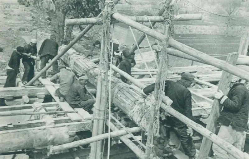 1959至1965年永乐宫三清殿木构件拆卸前保护作业