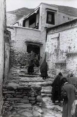 1936年8月30日哲蚌寺陡坡街巷